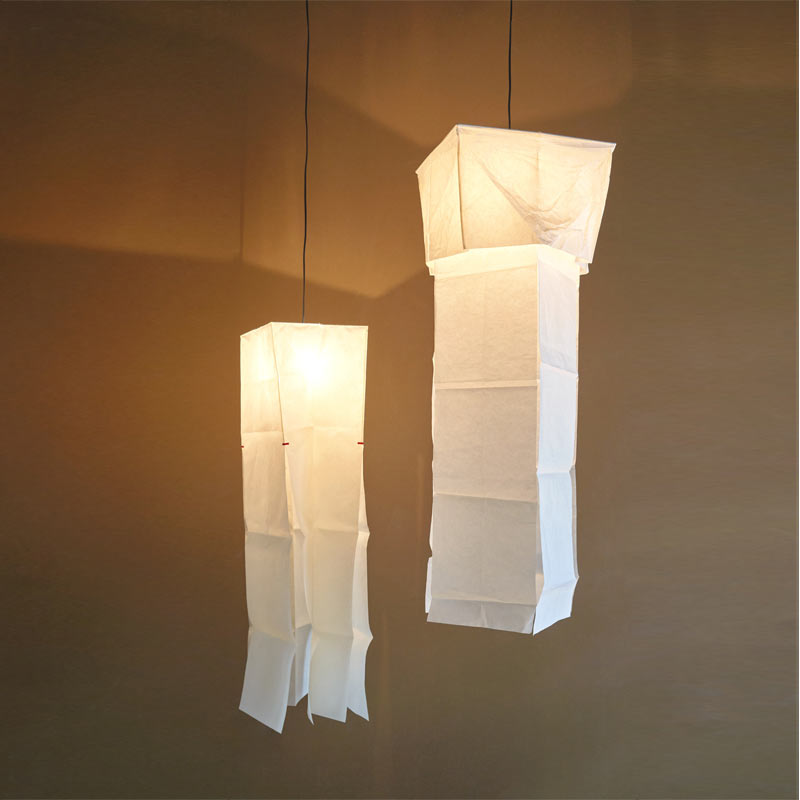 Suspensions colonnes Akari L1 et L2 par Isamu Noguchi Sentou Edition