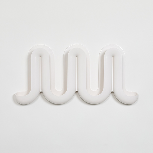 Porte-manteaux Swell, design Anna Dawson
